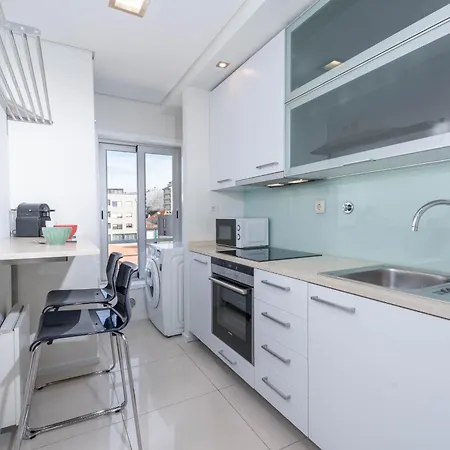 Cedofeita Sunny - Balcony & Parking *