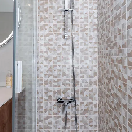 Cedofeita Sunny - Balcony & Parking アパート *